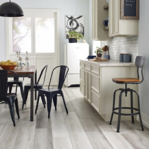 Dining room flooring | York Carpetland USA 